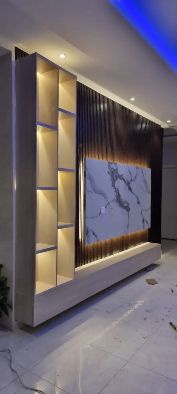 معلم ديكورات بجميع انواعها بجده